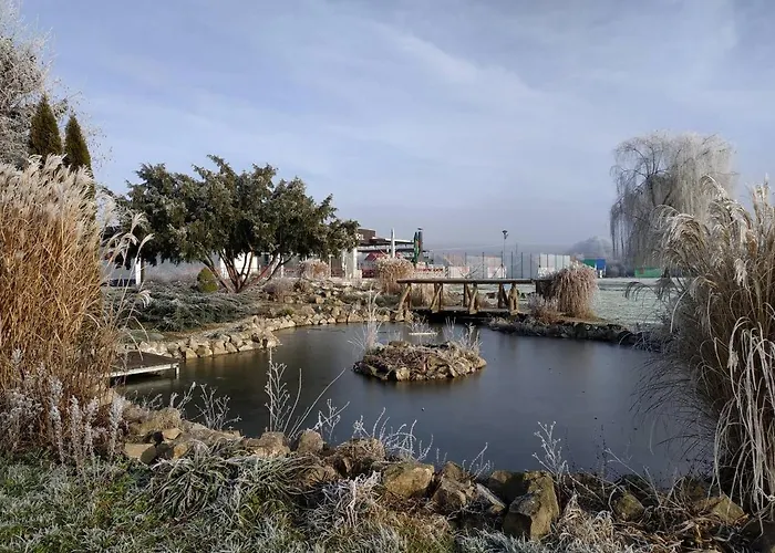 Pahrbek - V Bungalovech Ferienpark Napajedla